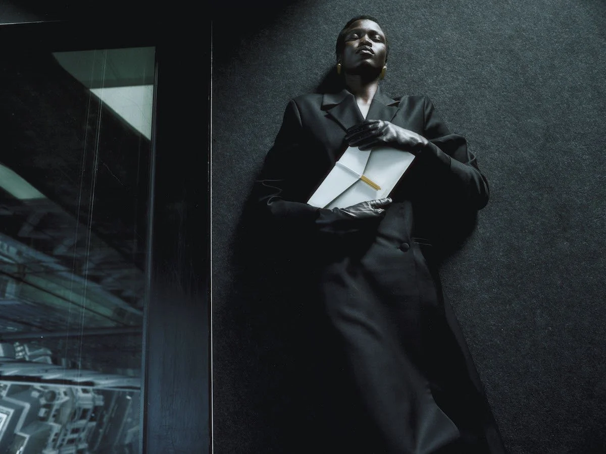 Tokyo clutch off-white smooth_PS25 campaign.jpg