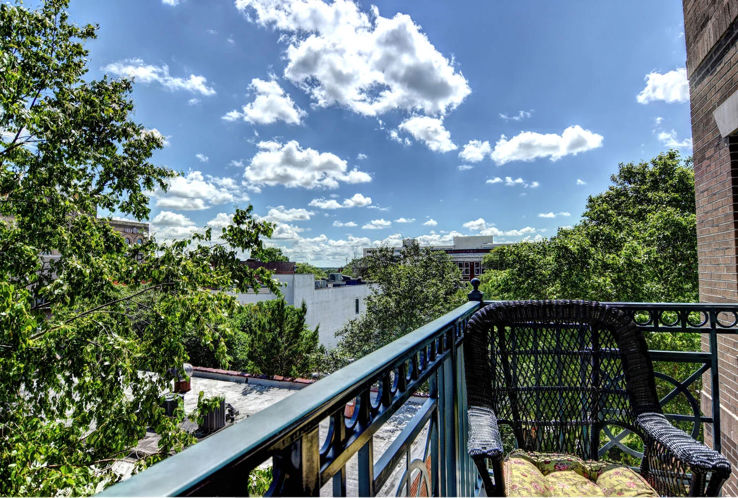 124 Walnut St Unit 308-large-031-DSC 8714 5 6-1480x1000-72dpi.jpg