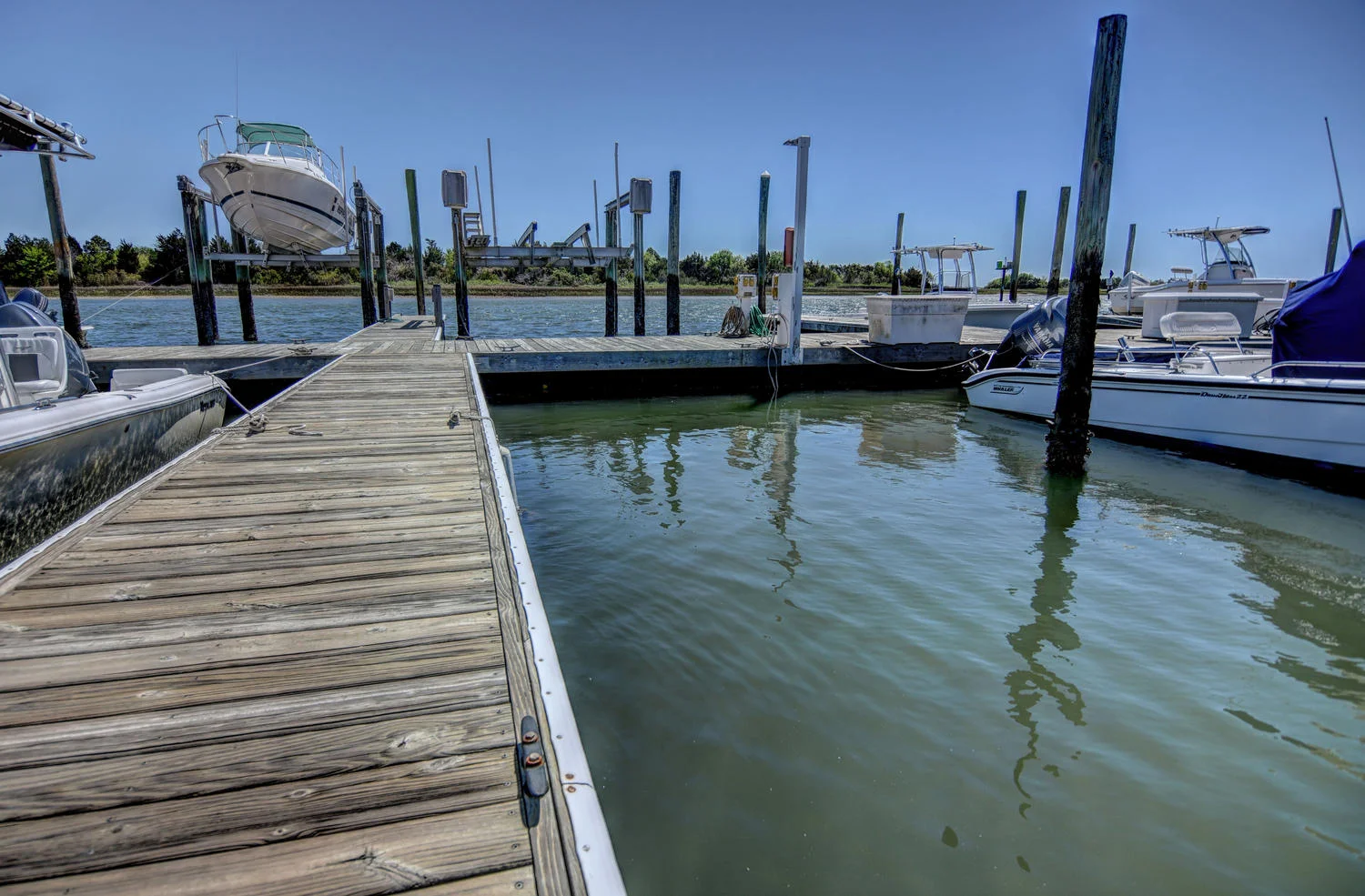 108 Edgewater Ln Wilmington NC-large-035-32-32 Foot Boat Slip-1500x985-72dpi.jpg