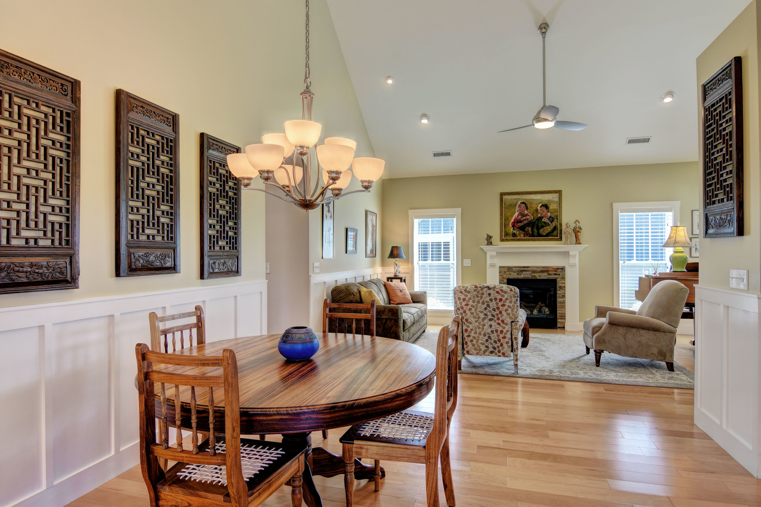 319 Hughes Cir Wilmington NC-print-010-13-Breakfast Area-4200x2803-300dpi.jpg