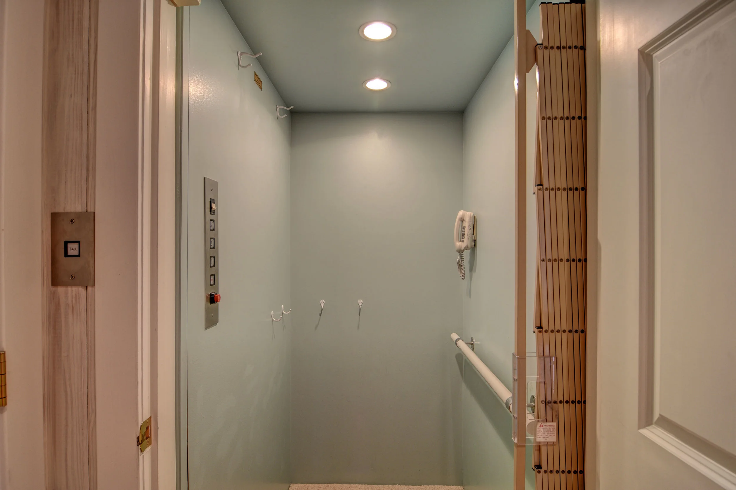 806 S Lumina Ave Wrightsville-print-034-4-DSC 7930 1 2-4200x2799-300dpi.jpg