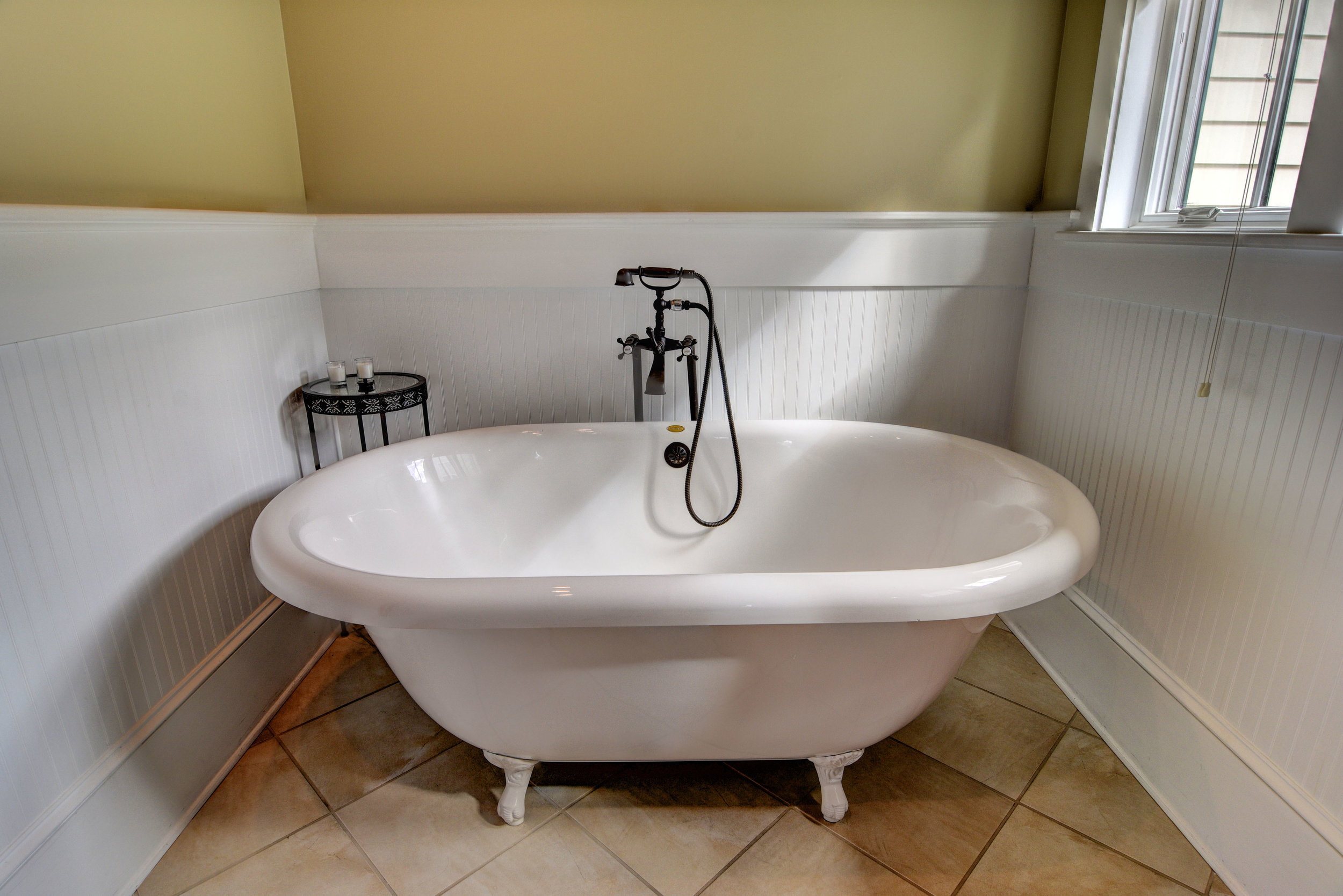 1037 Anchors Bend Way-print-019-46-Master Bath-4200x2801-300dpi.jpg