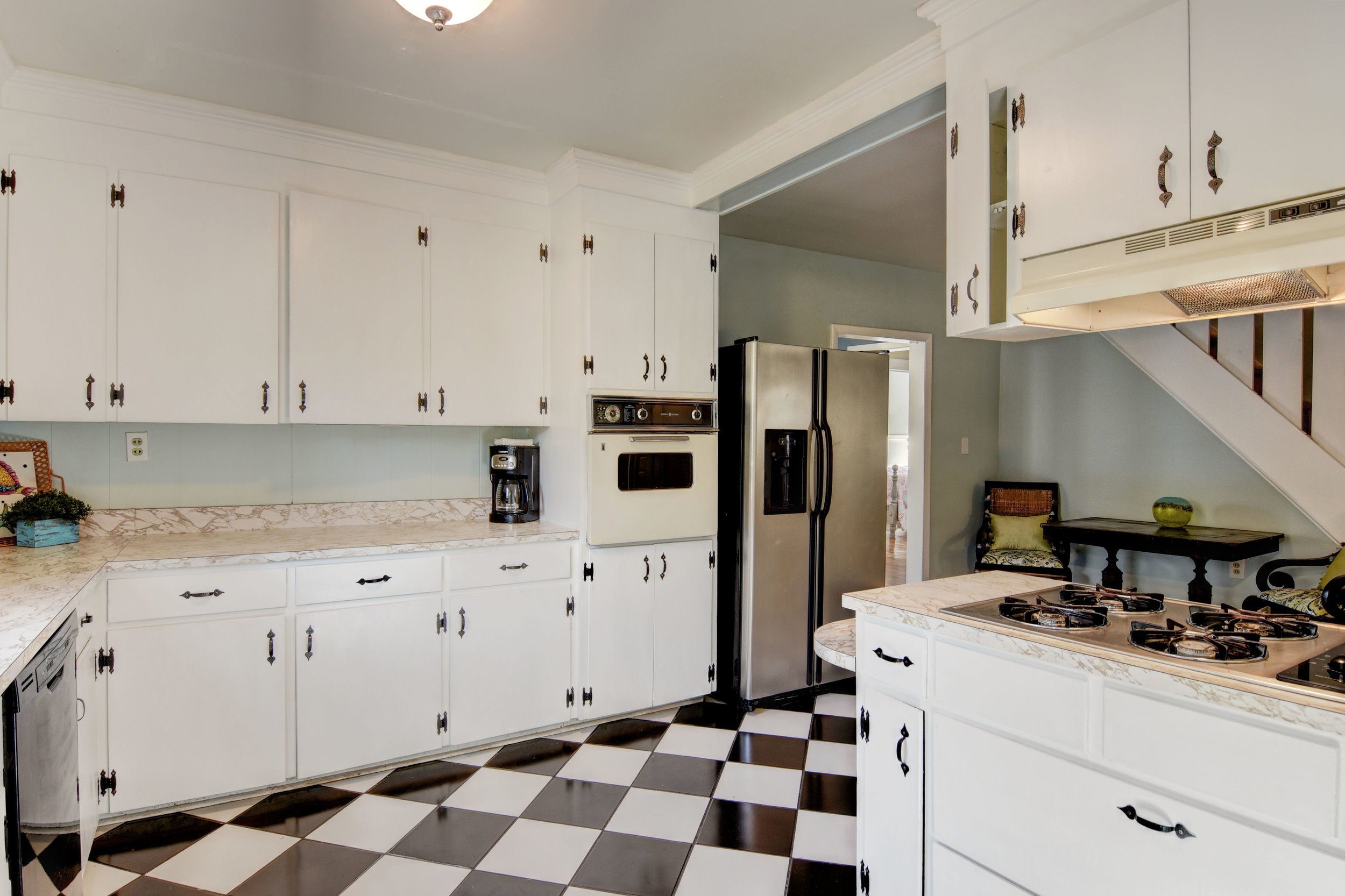 2101 Plaza Dr Wilmington NC-print-008-20-Kitchen-4200x2799-300dpi.jpg