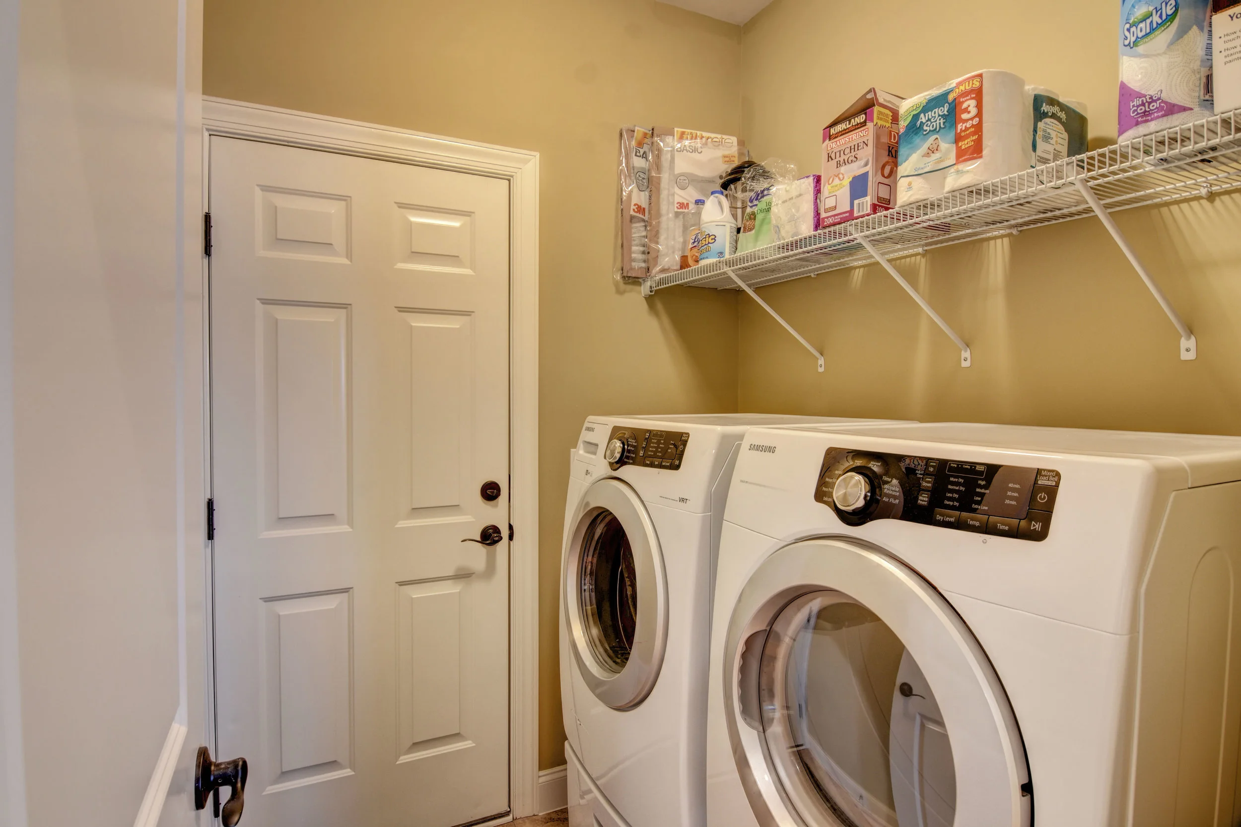 8407 Compass Pointe East Wynd-print-016-7-DSC 8301 2 3-4200x2800-300dpi.jpg