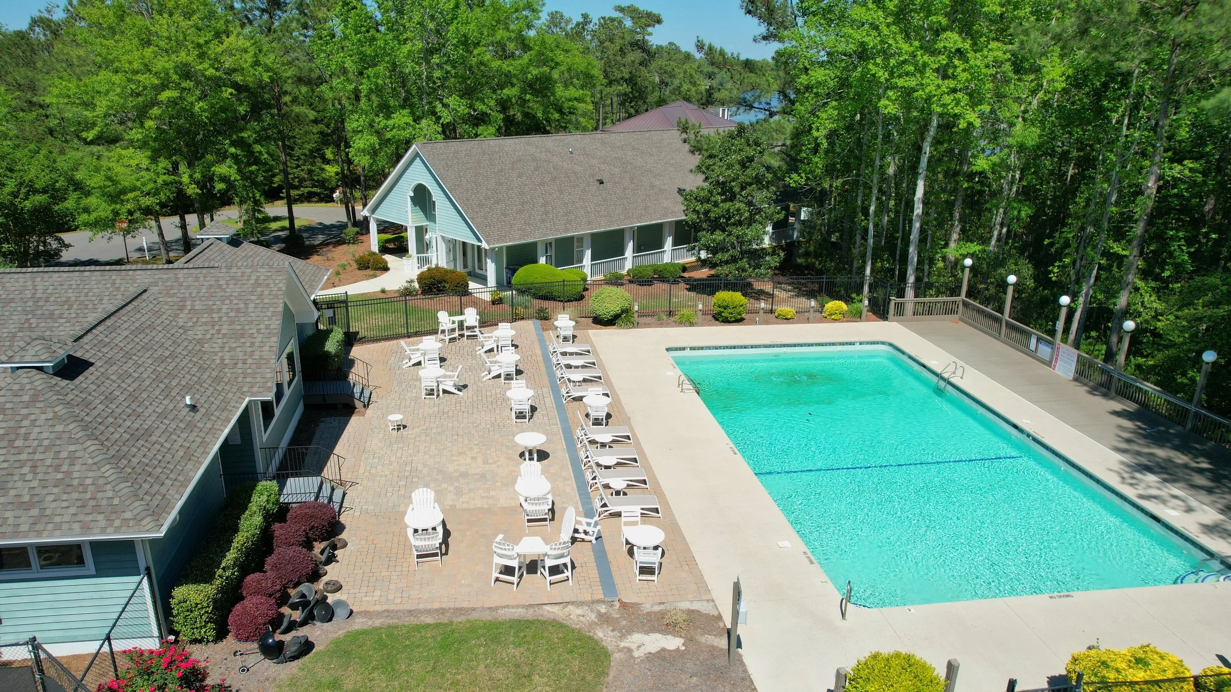 055_pool2_385.jpg