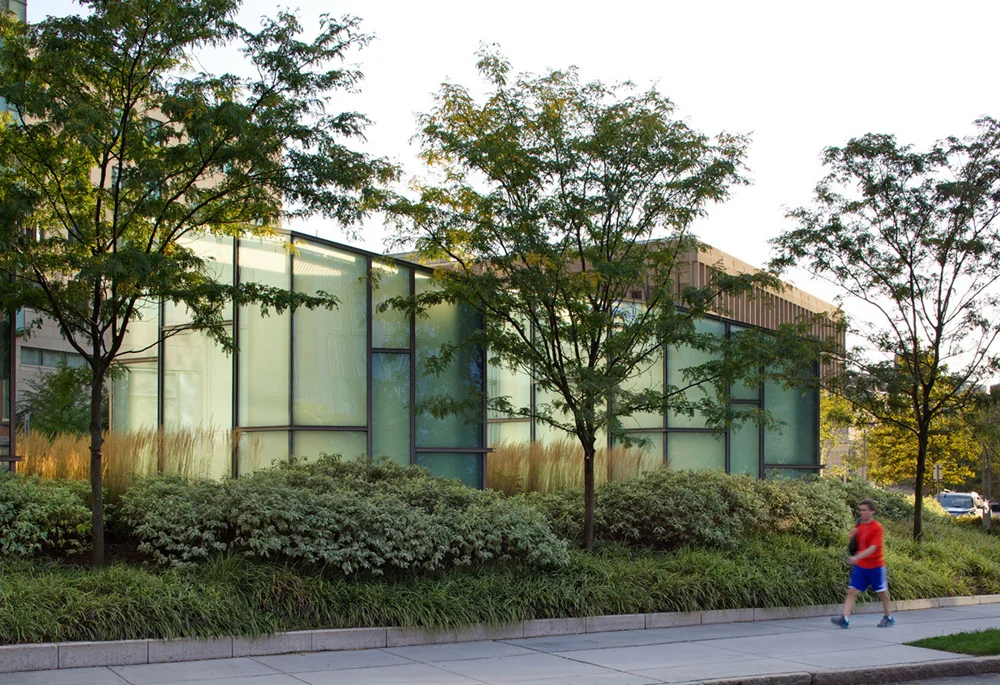 MIT SLOAN SCHOOL OF MANAGEMENT<br><br>