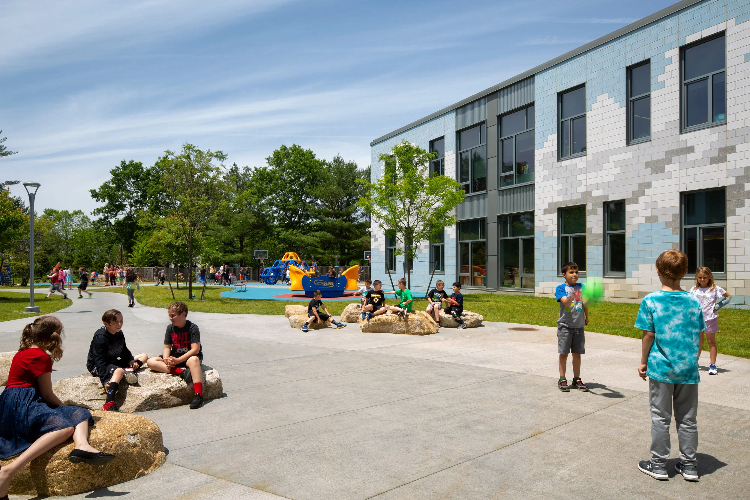 Carver Elementary School Courtyard and Playspaces (Photo by Ed Wonsek)