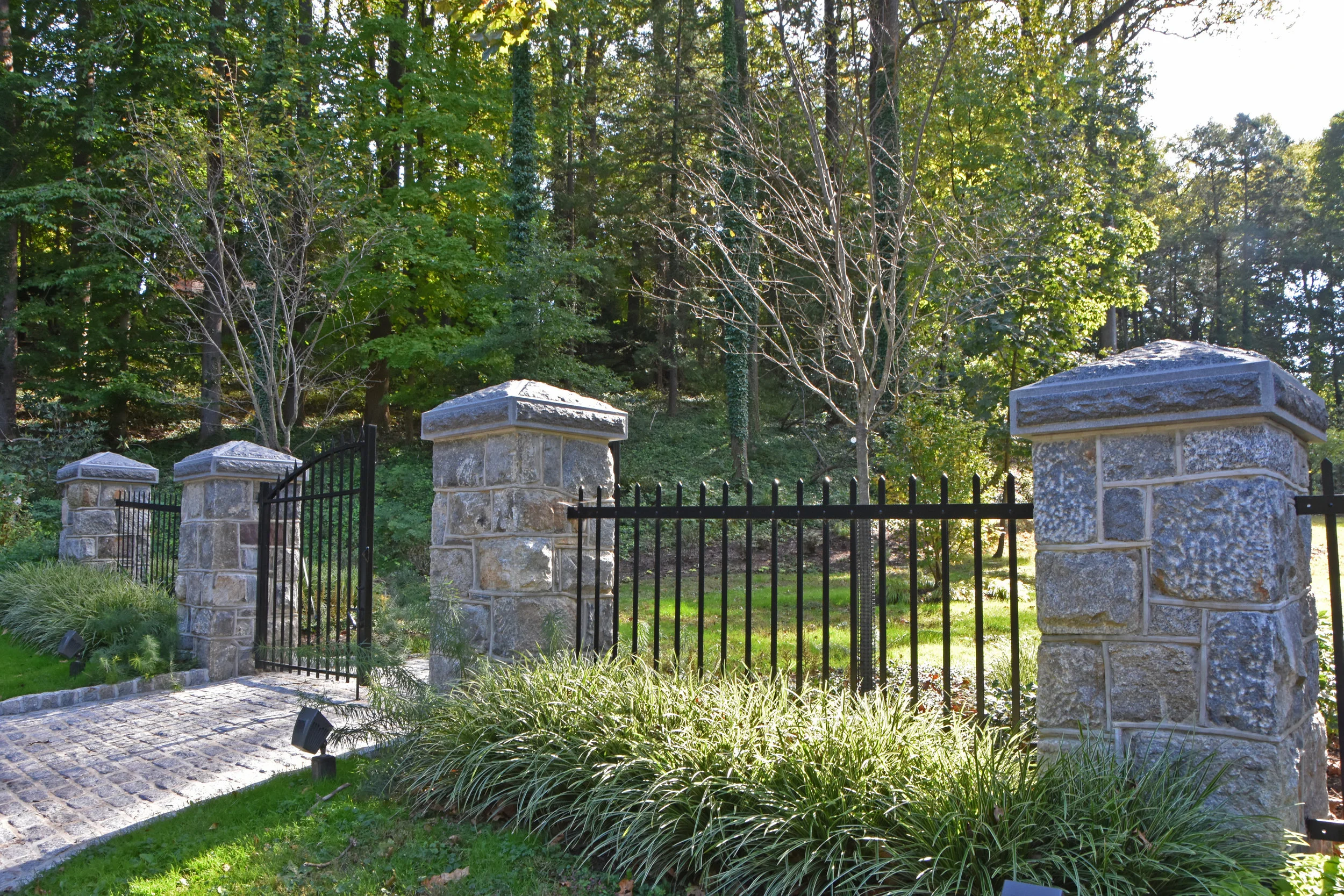 “The Laurels” Pet Cemetery (Photo by Jo Oltman, Halvorson Design)