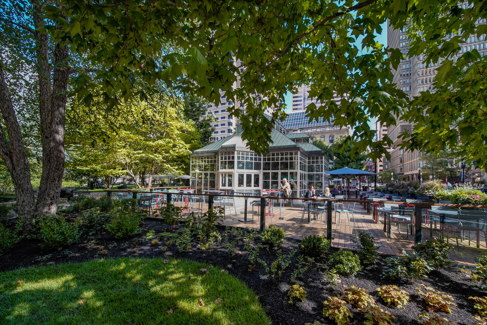  Sip Terrace (Photo by Doug Shoop, DSA Architects) 