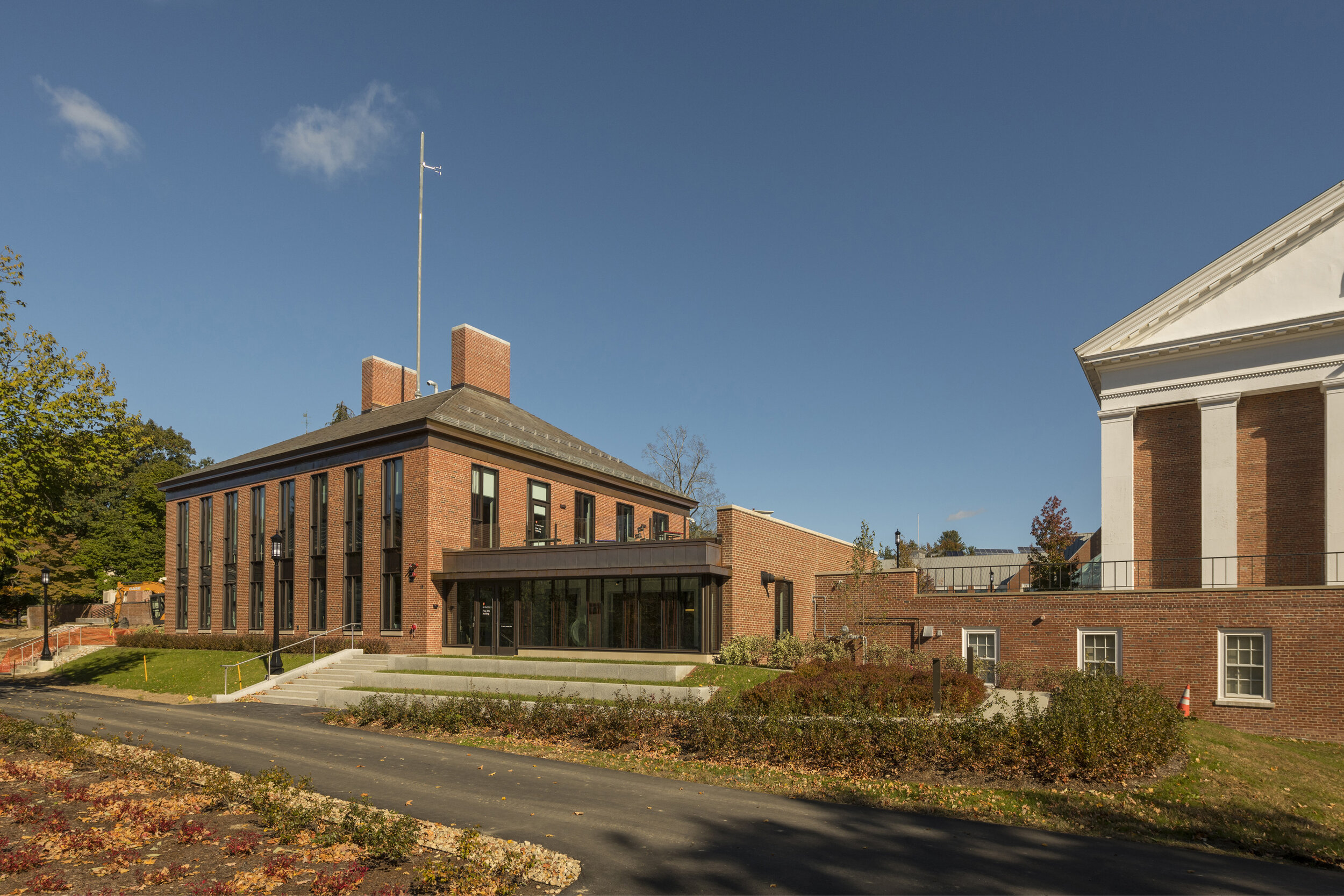  View of St. Paul’s School Moore Arts Loft (Photo by Peter Vanderwarker) 