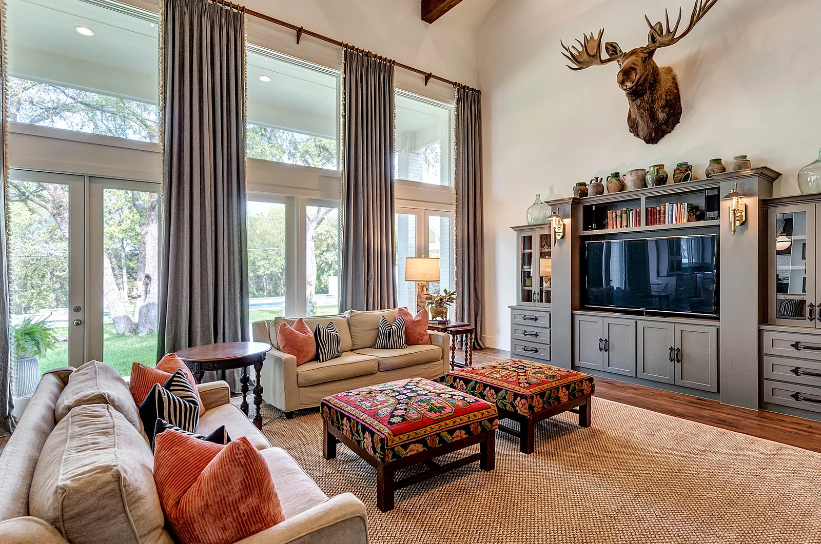 Living Room.jpg