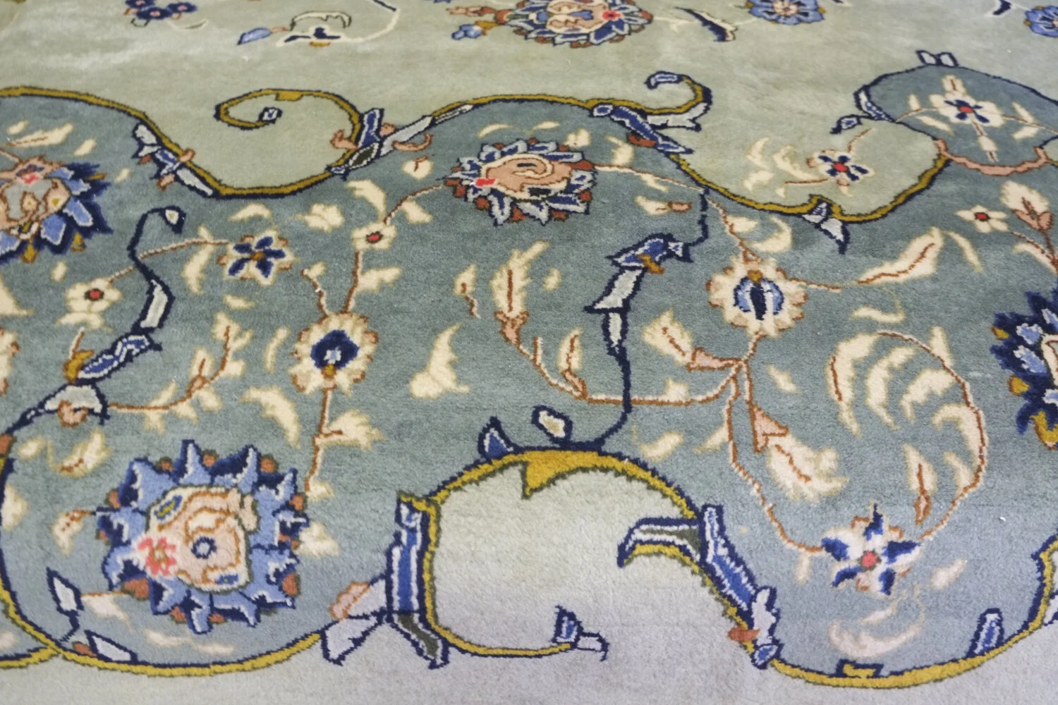 Green Kashan, 12.9-11.8 (Medallion) NEED FUL.jpg