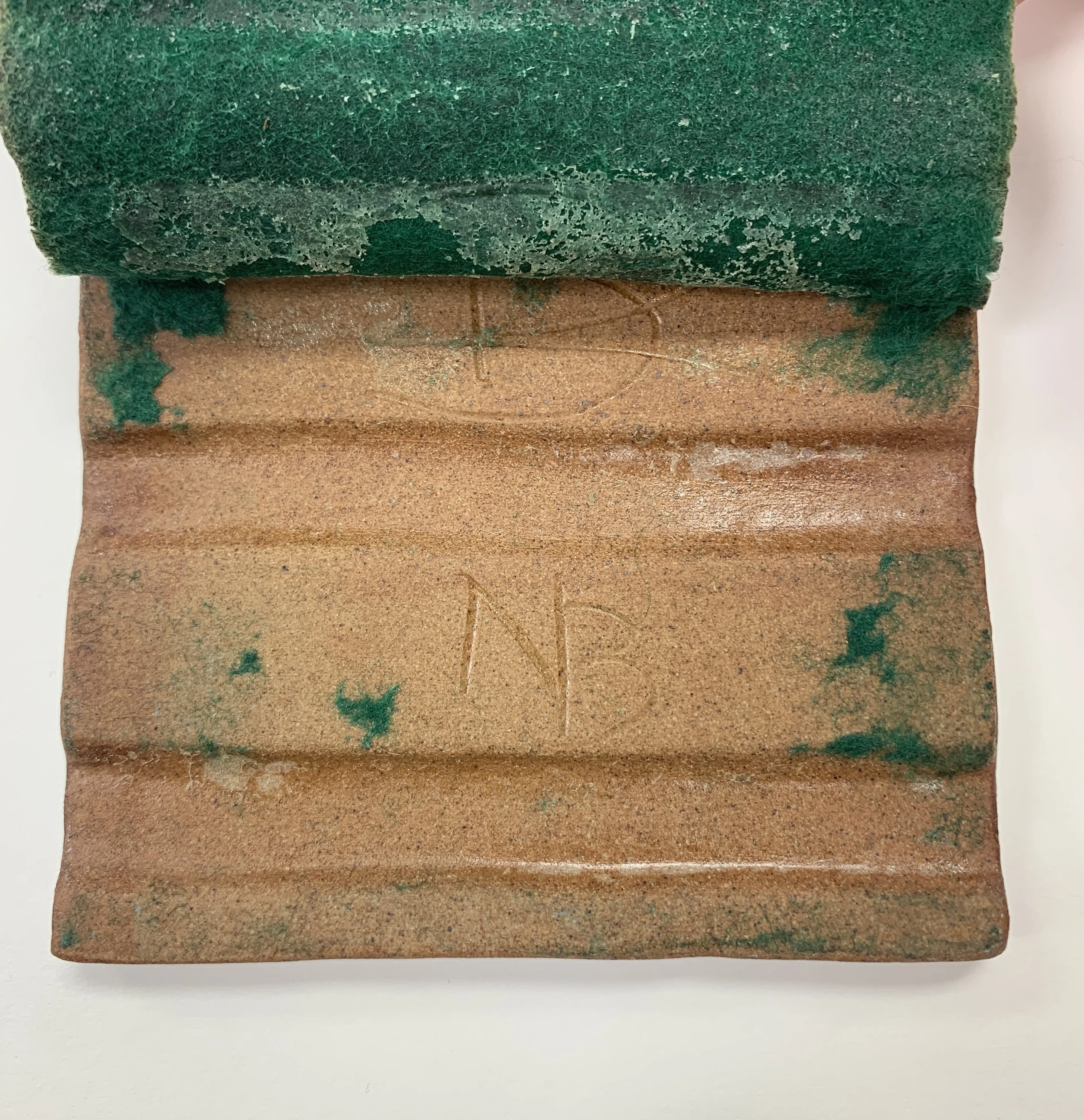 Deichmann Pottery - Goofus Tile (back).jpg