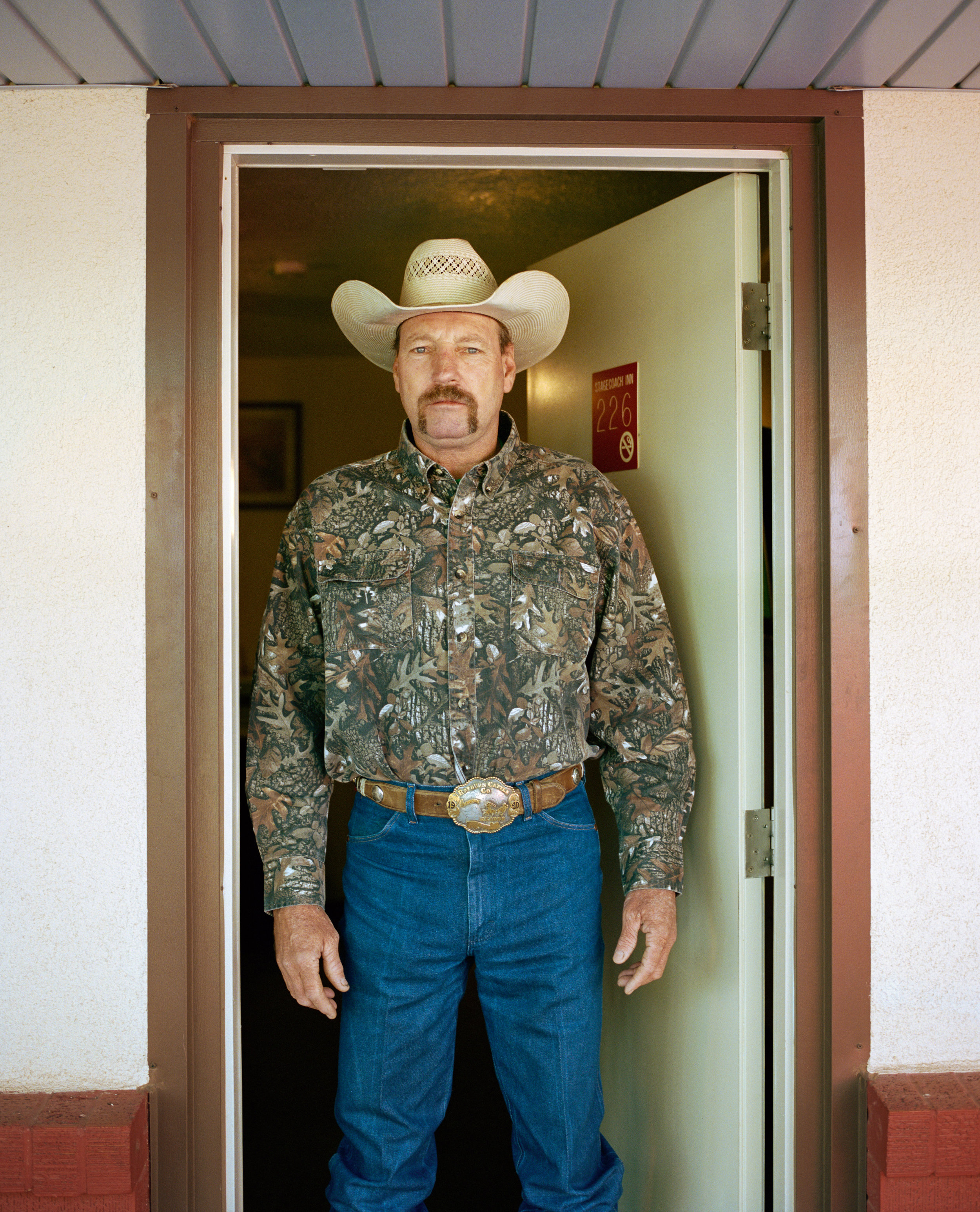 Jay T Harbour, Stagecoach motel, Carlsbad NM