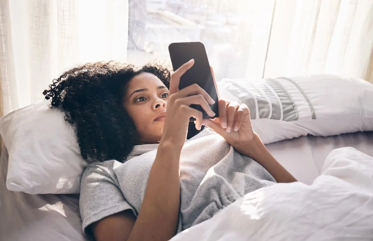 Bored? Scientists say mindless scrolling through online videos makes it worse