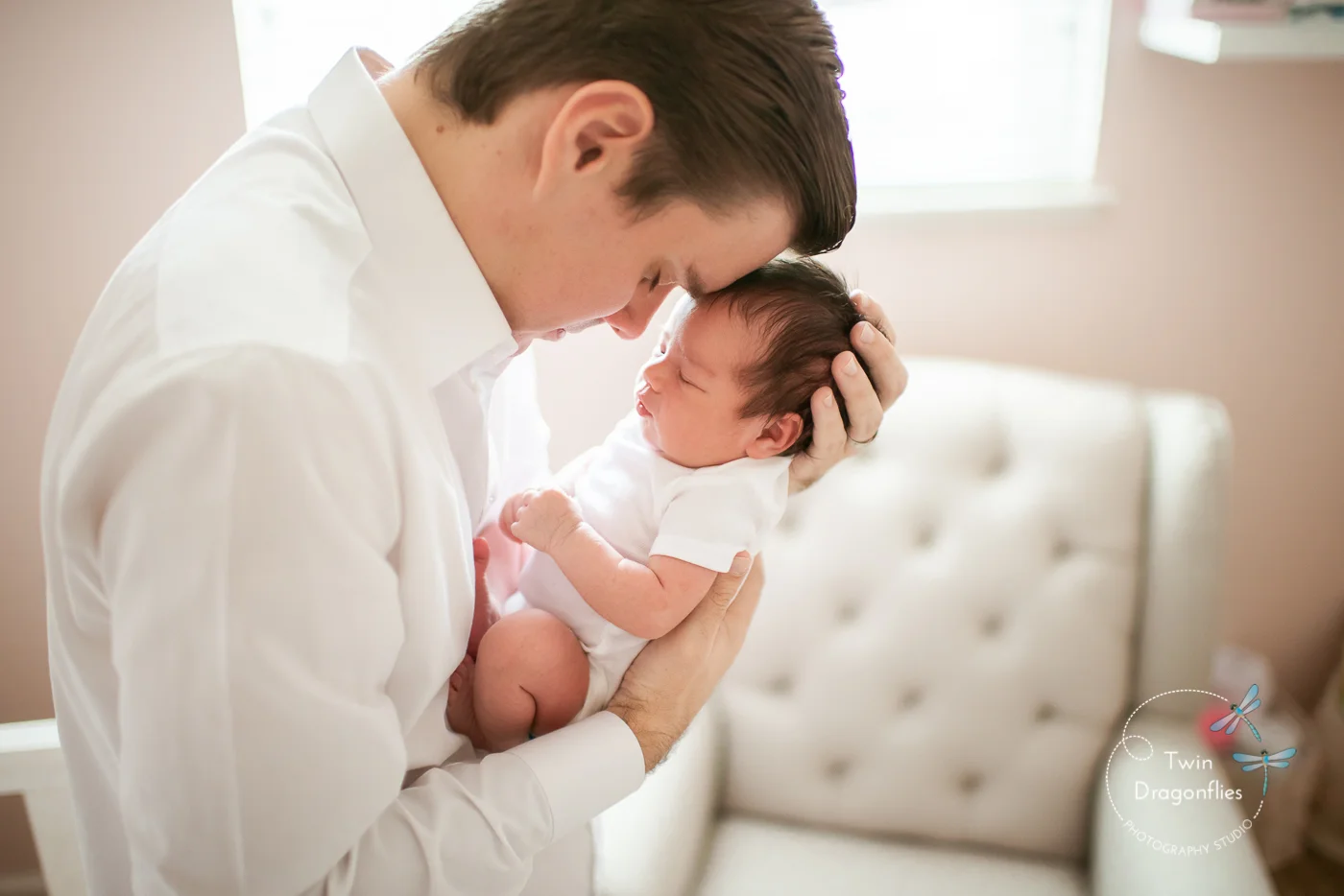 lifestyle-in-home-newborn-photography-san-jose-bay-area-30.jpg