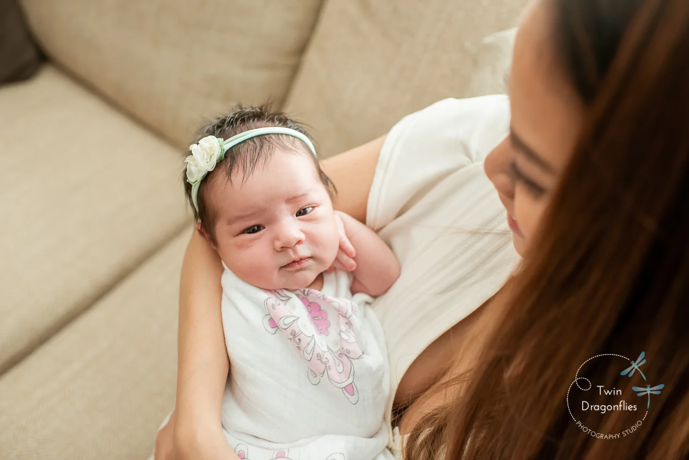 lifestyle-in-home-newborn-photography-san-jose-bay-area-66.jpg