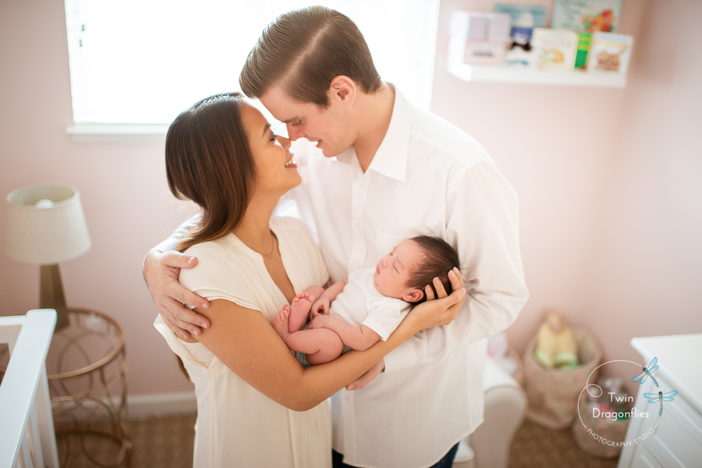 lifestyle-in-home-newborn-photography-san-jose-bay-area-38.jpg