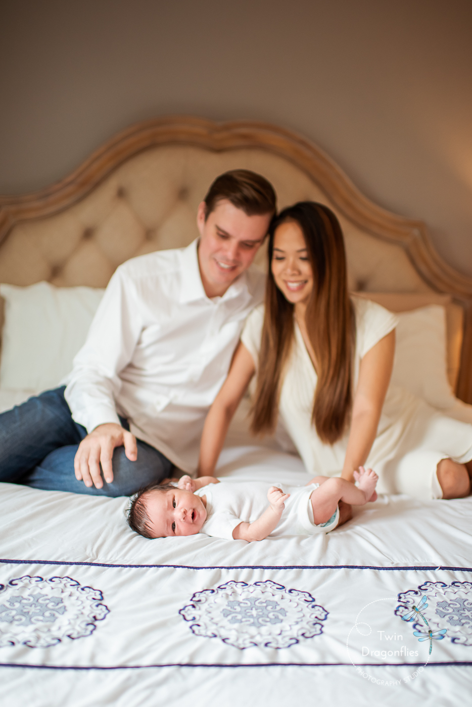 lifestyle-in-home-newborn-photography-san-jose-bay-area-44.jpg