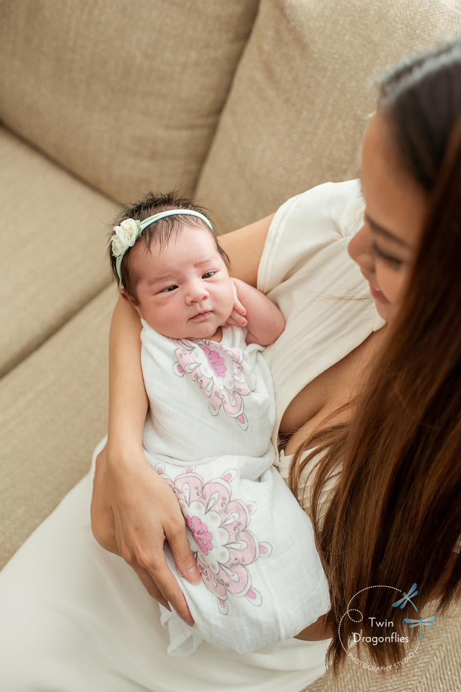 lifestyle-in-home-newborn-photography-san-jose-bay-area-68.jpg