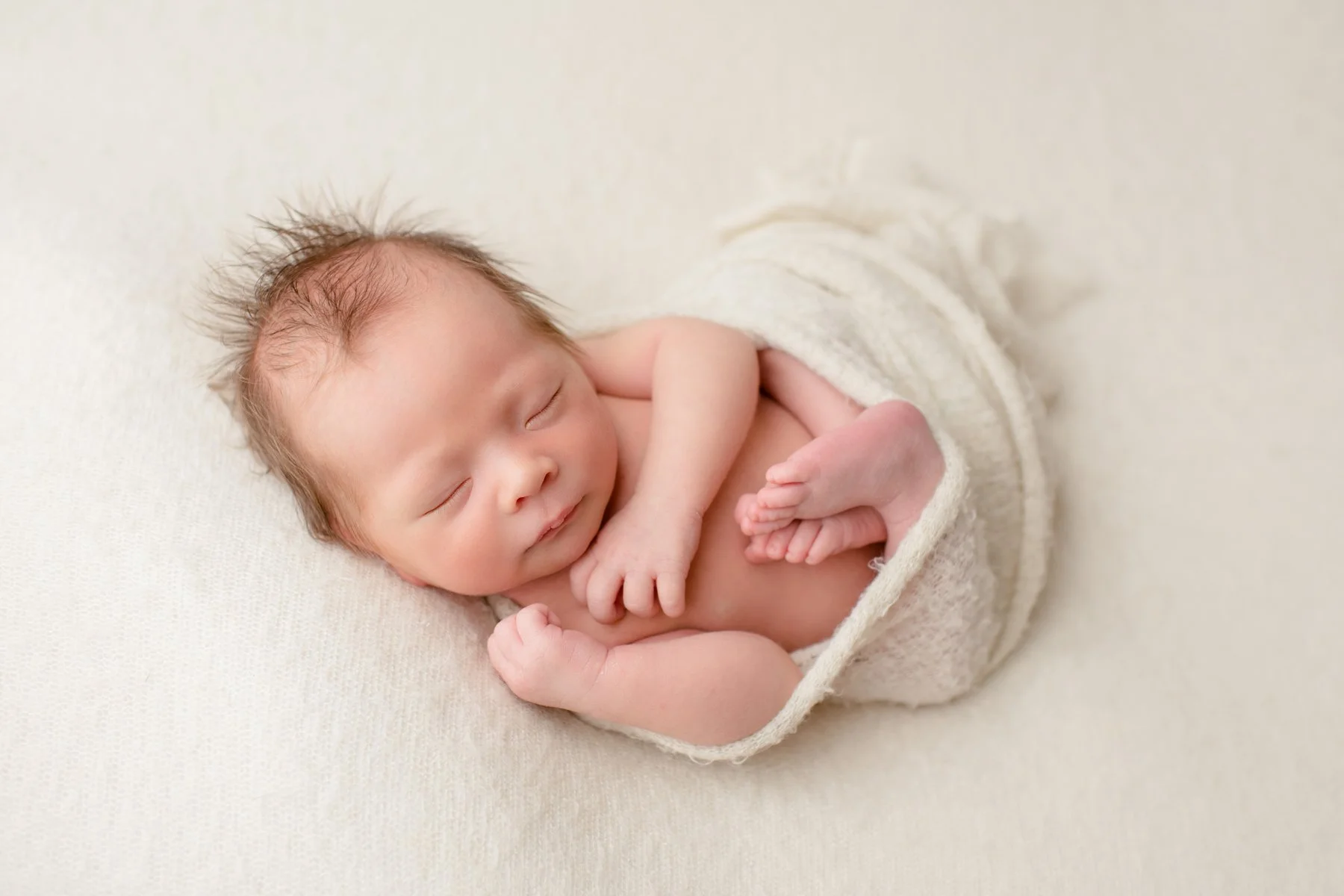 A peaceful newborn photography session at my West San Jose studio for a Bay Area family.