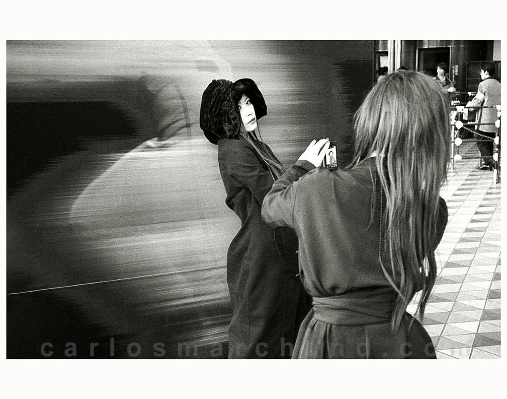 SNAPPING TOKYO
