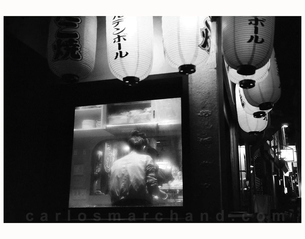 SNAPPING TOKYO