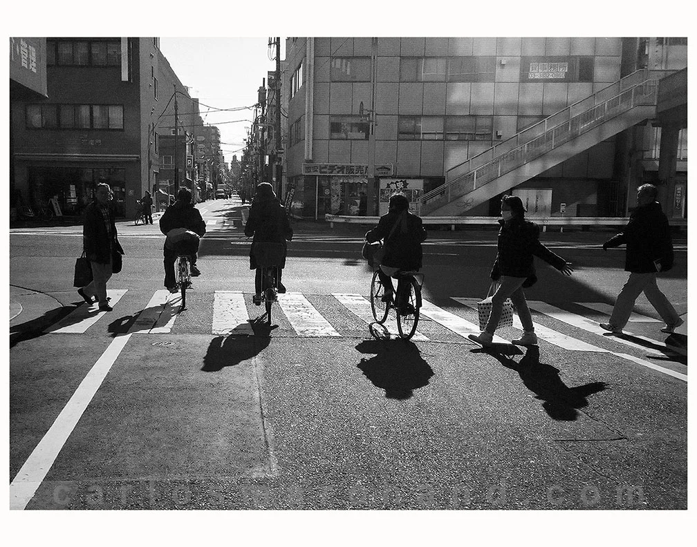 SNAPPING TOKYO