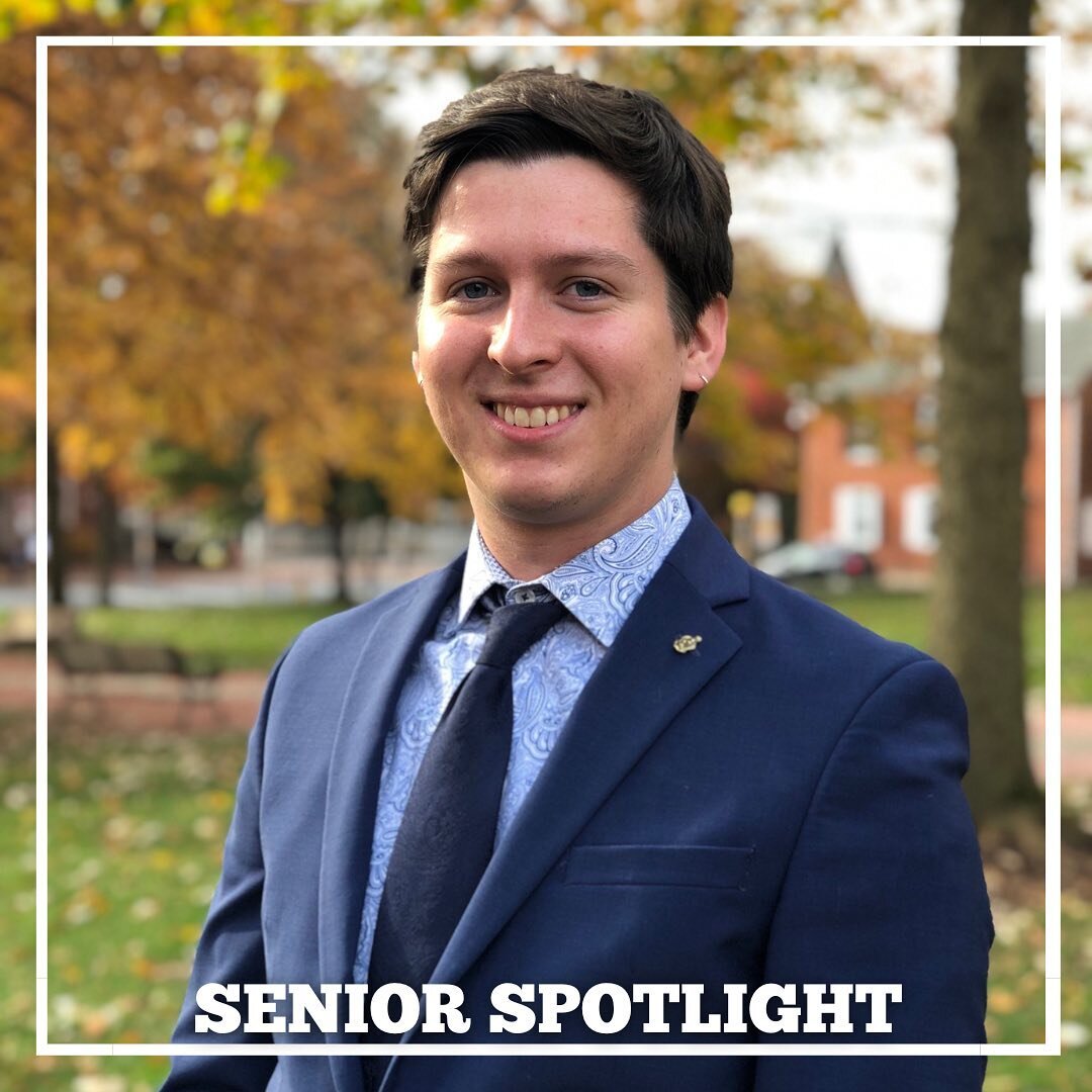 Introducing our next Senior Spotlight, Carter Viets! Carter will be graduating with a degree in Economics with minors in Business Administration, Spanish for Economics, and Finance and Legal Studies. In the fall Carter will also be attending law scho