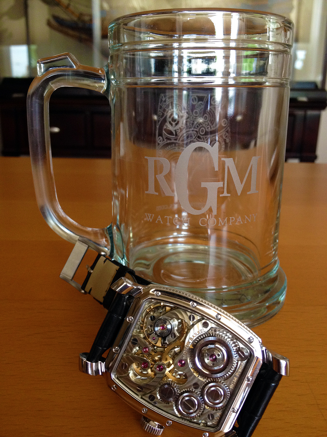 RGM Eye Loupe Made of Carbon Fiber and PLA — RGM Watch Co.