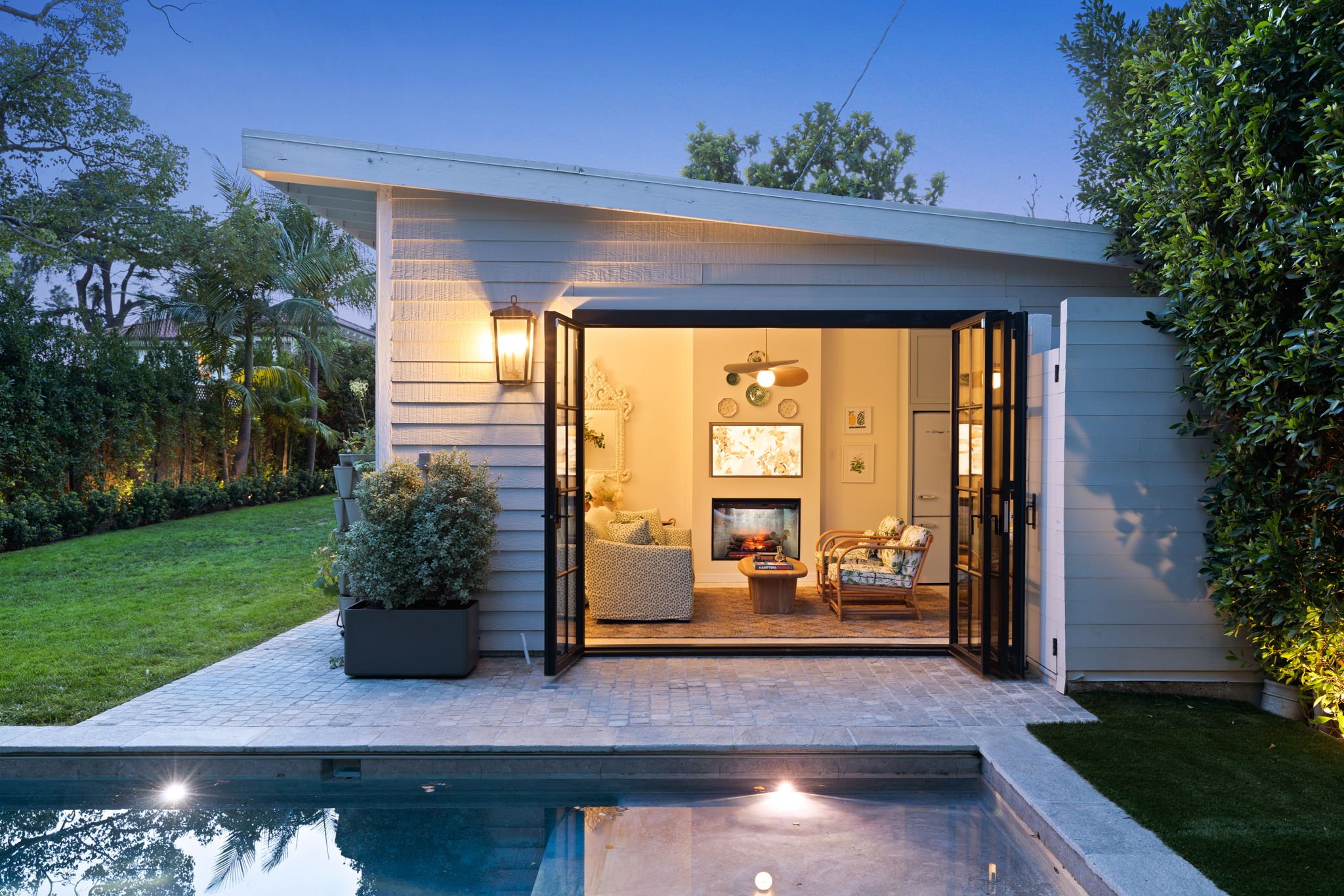5-web-or-mls-548-s-van-ness-ave.jpg