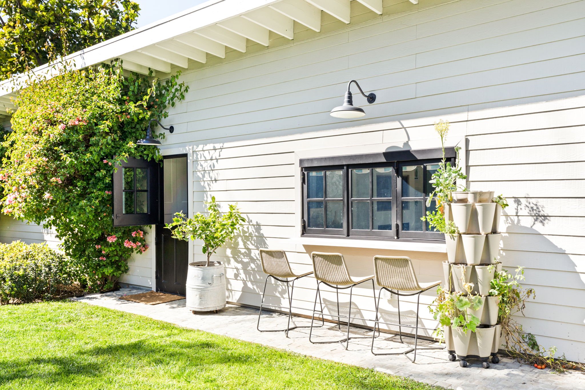 96-web-or-mls-548-s-van-ness-ave.jpg