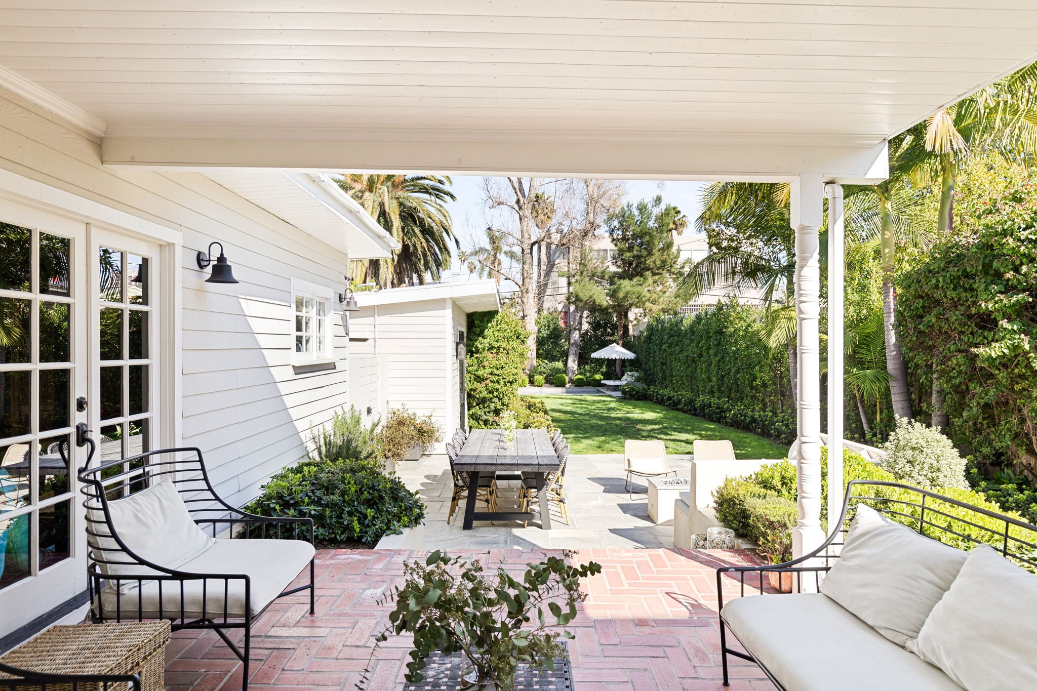 101-web-or-mls-548-s-van-ness-ave.jpg