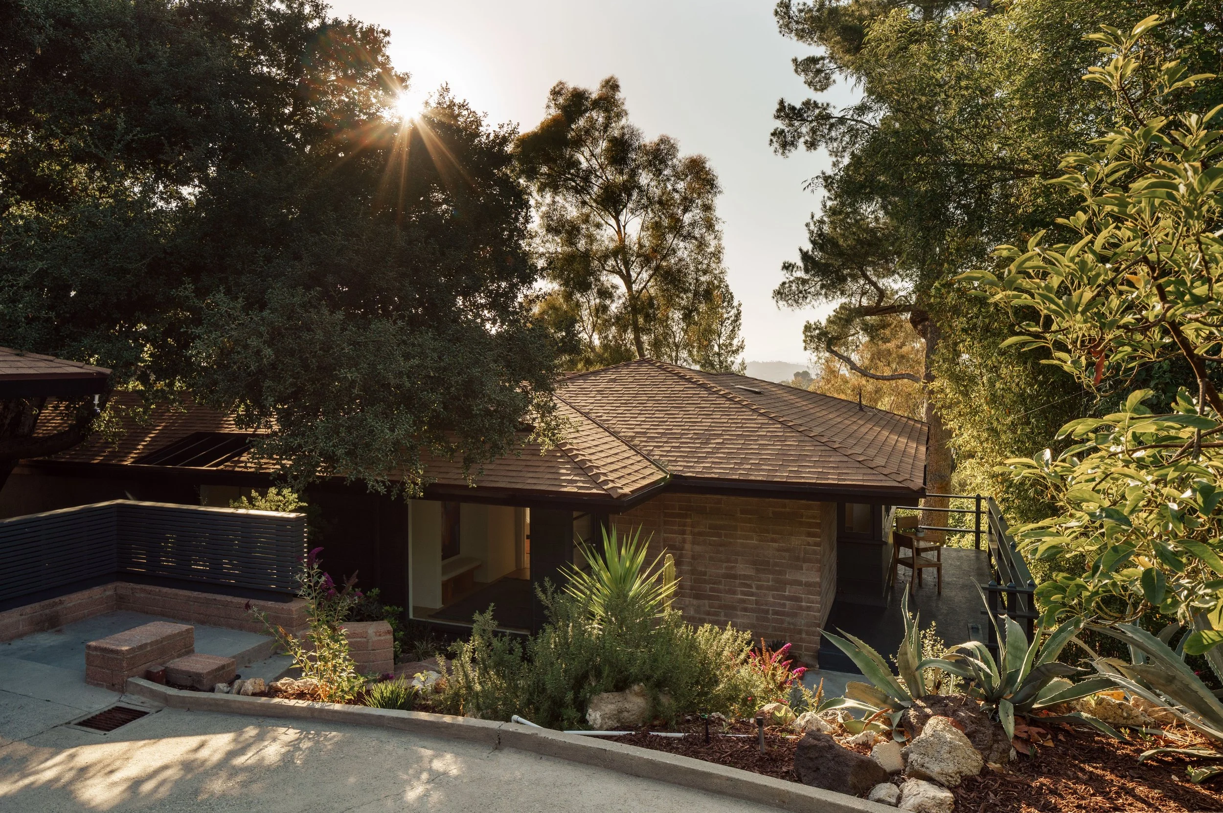 3966 San Rafael Ave