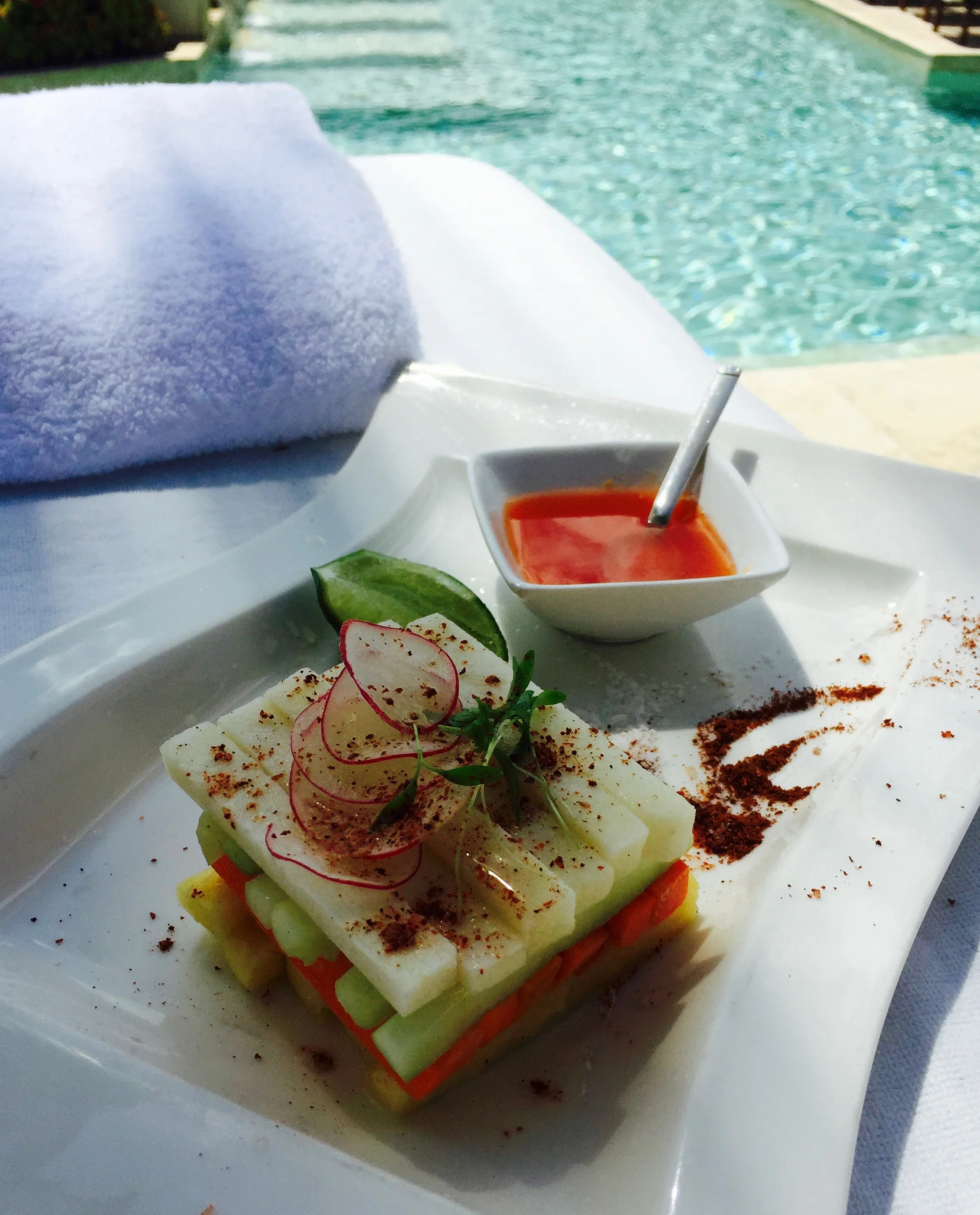 Another clever presentation of Jicama, cucumbers, carrots, mango, radishes and chili flakes. I so looked forward to my lunch each day.