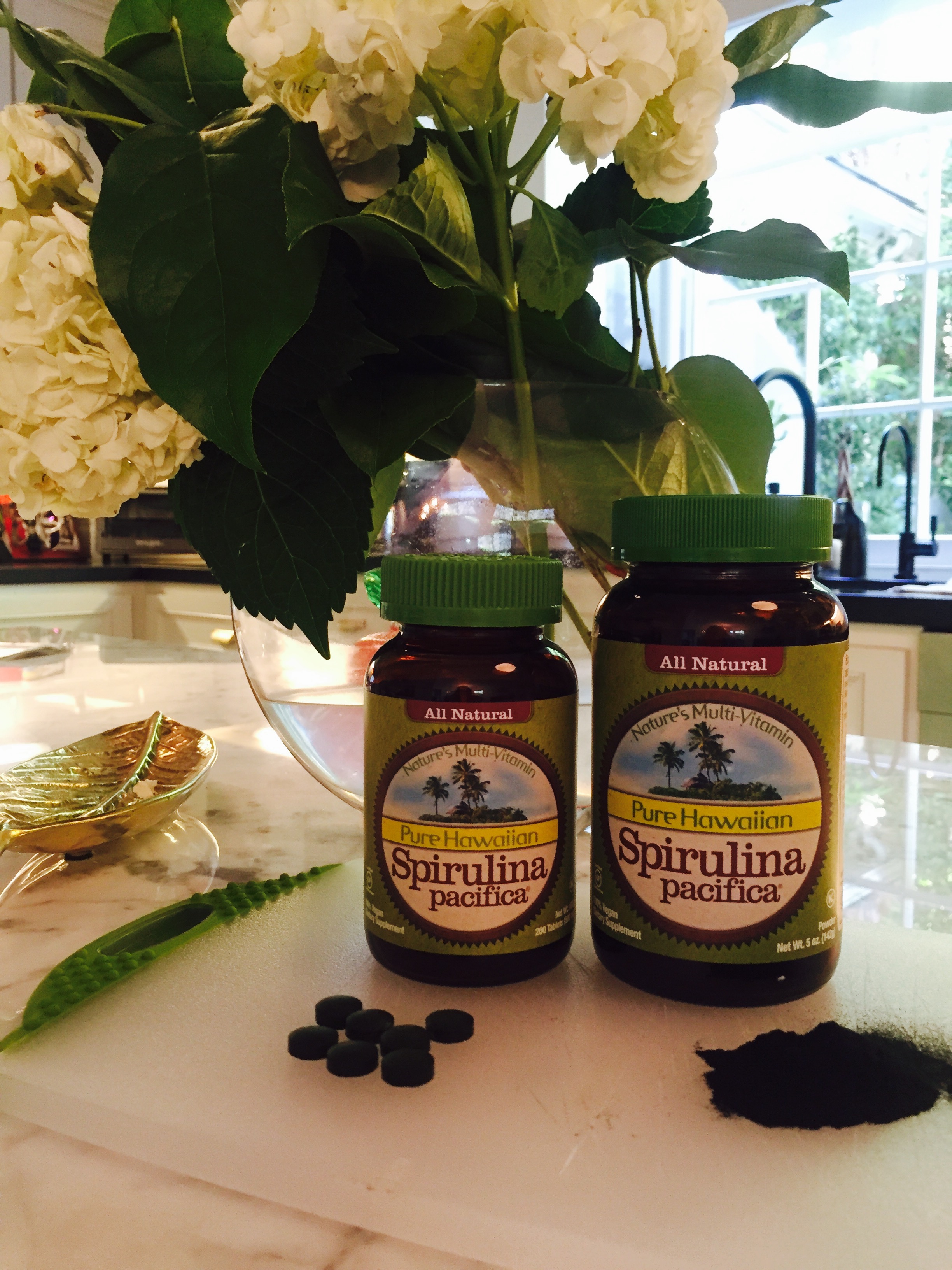 In Tablet or Powder form. Serving size suggested for the powder is 1 teaspoon /6 tablets daily with meals.