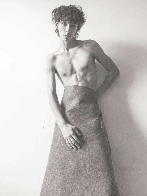 Damien in the studio @damienmedina_