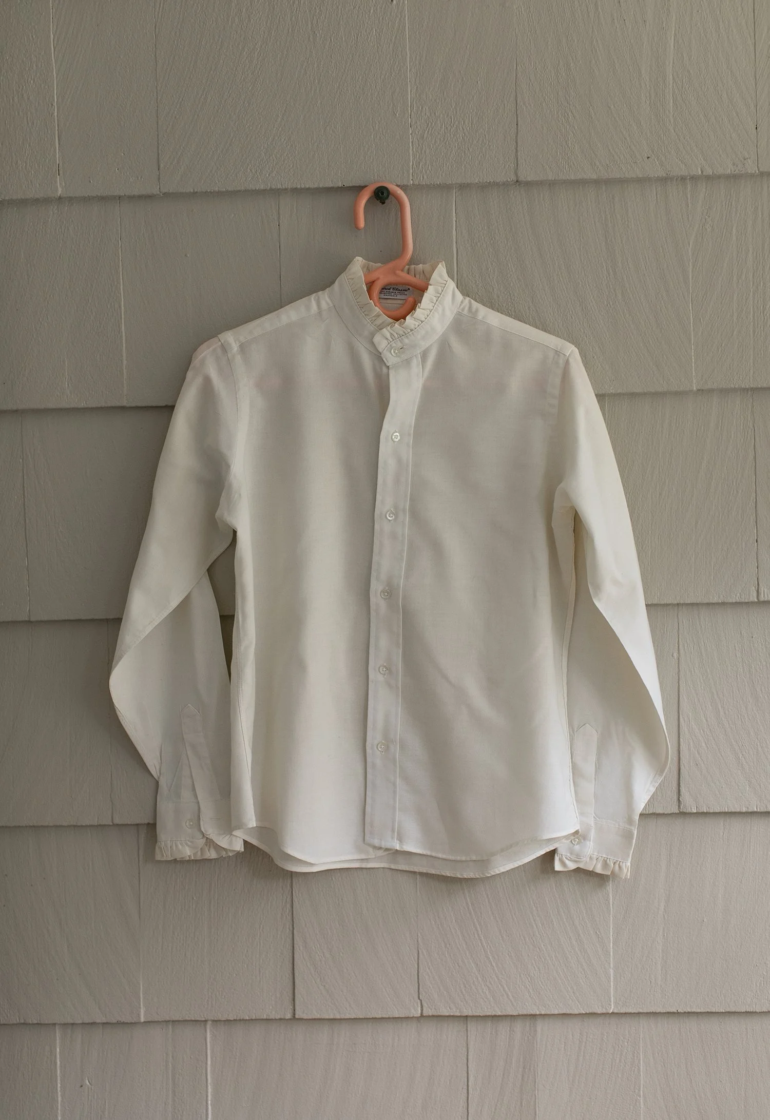 Ms. Sero Shirtmakers White Ruffled Collar Blouse