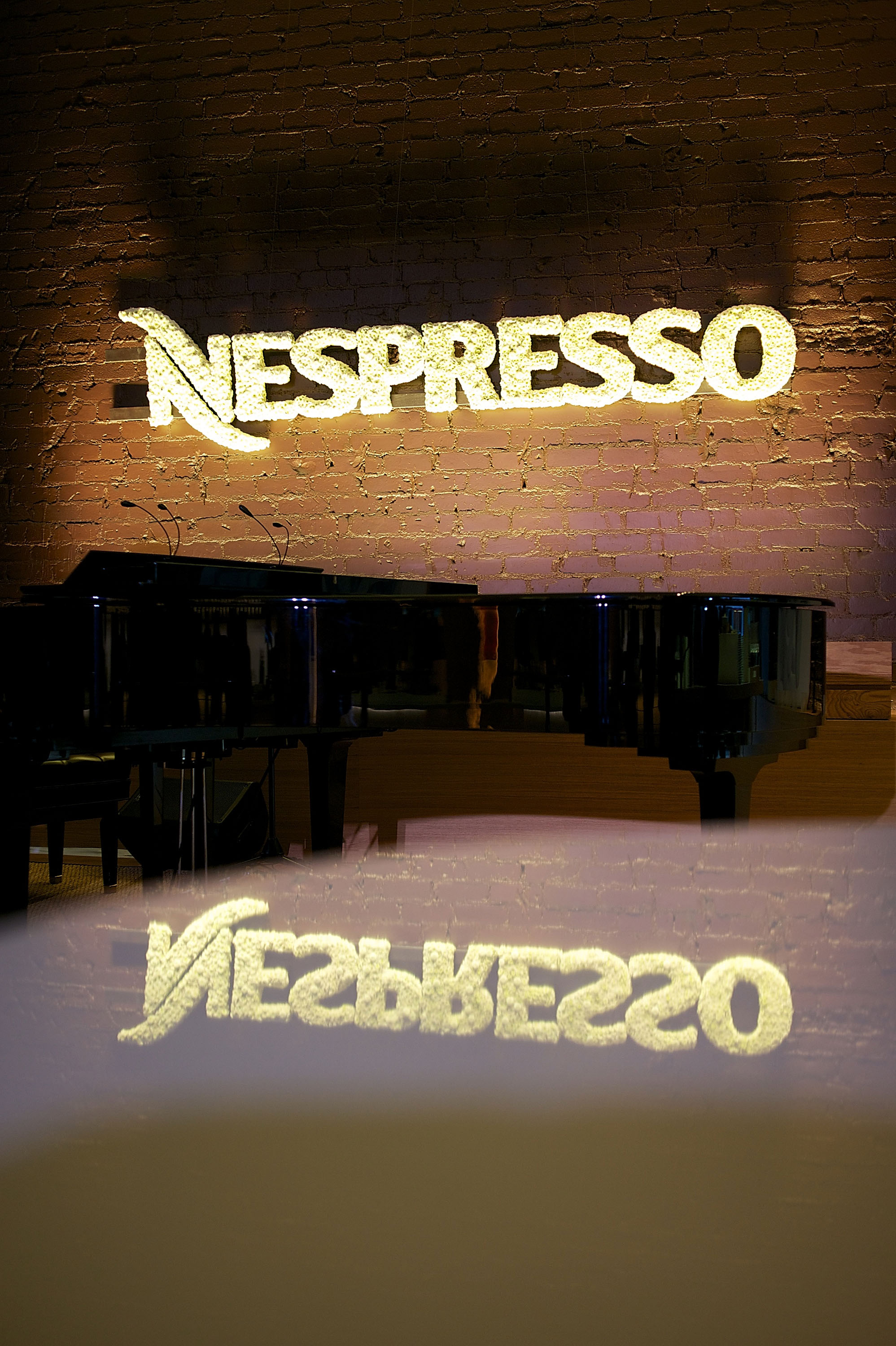 185787954CW047_Nespresso_Bo.JPG