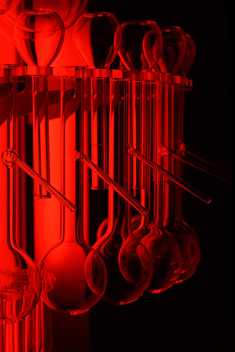 Redglassdetail4-gallery.jpg