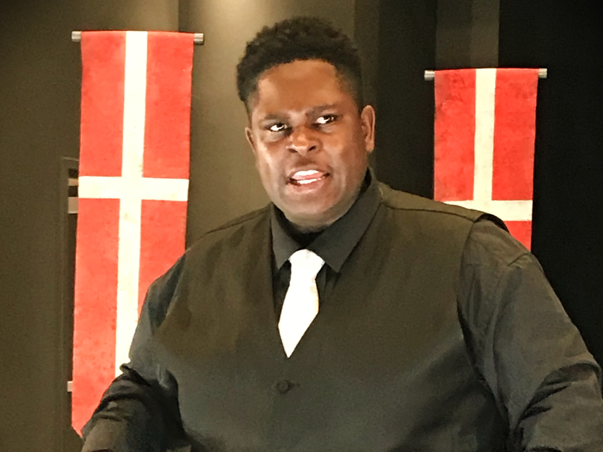 Brandon Hearne as Claudio