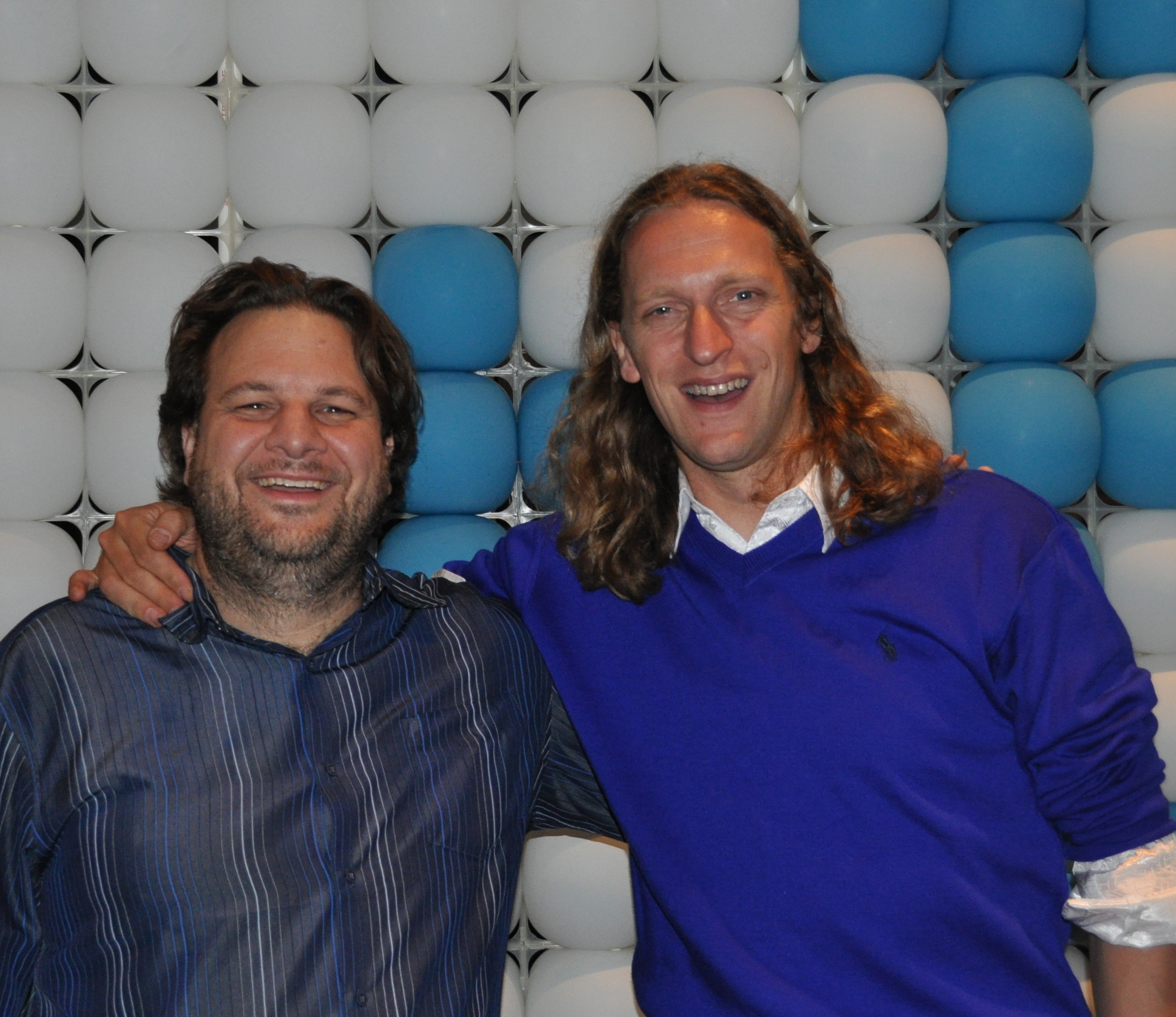 Balloon artist Guido Verhoef and myself. Guido's DVD's have taught me more important information about balloon art than any other source.