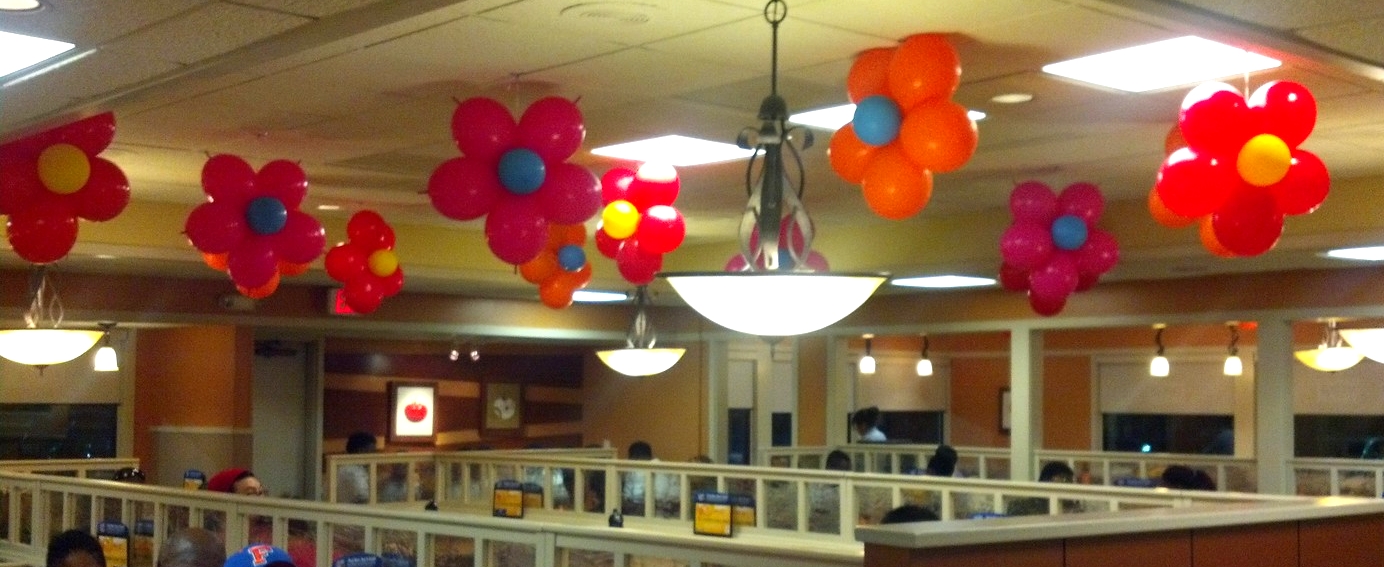 IHOP Mother's Day balloon decorations