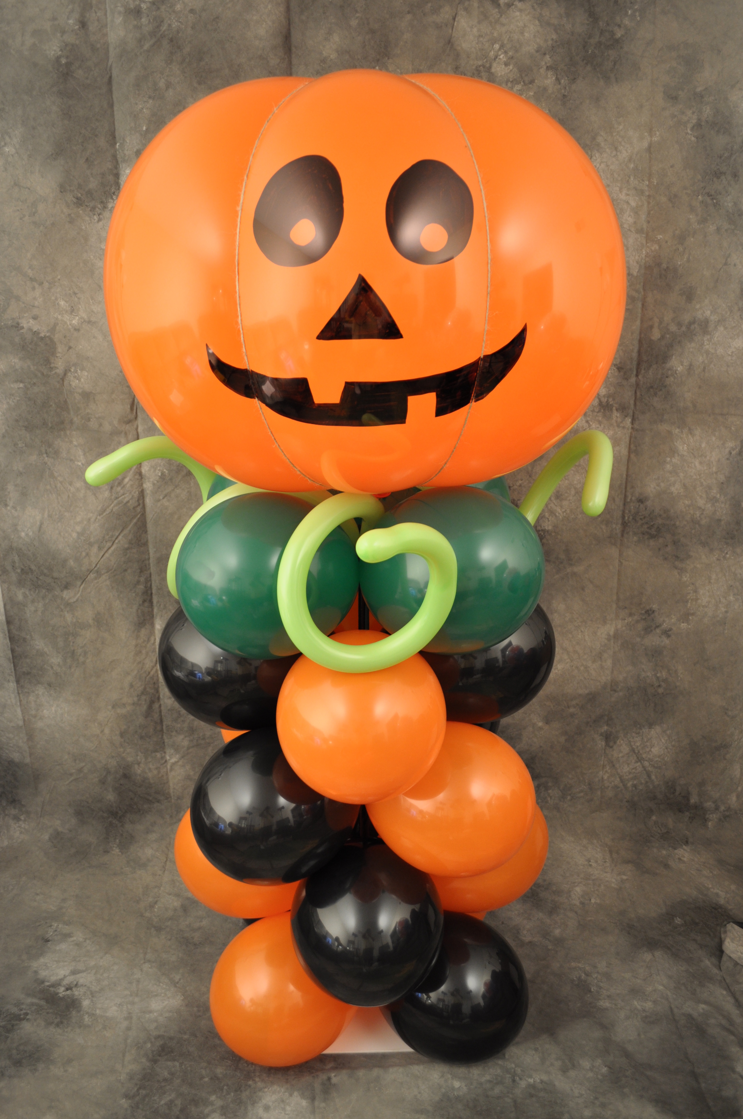 pumpkin-Halloween-balloon-column.jpg