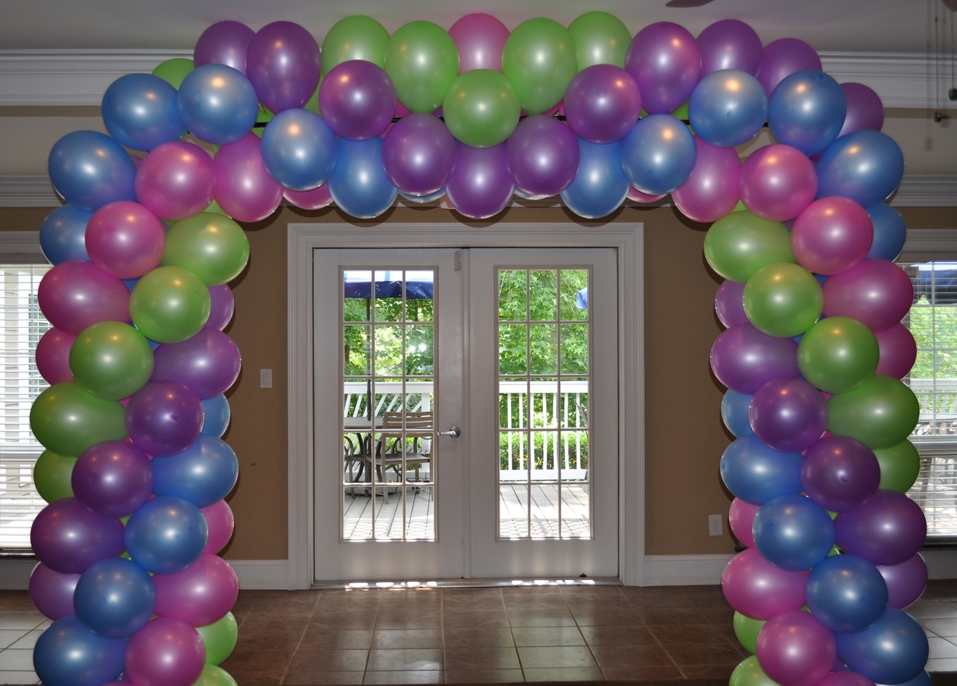 Balloon entranceway