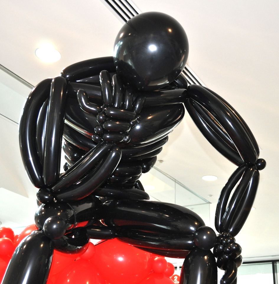 Auguste Rodin's "The Thinker" made from balloons