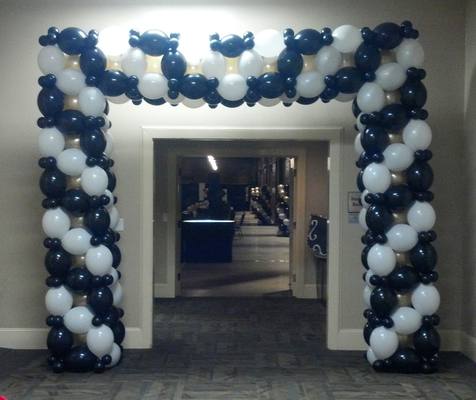 Venice themed prom balloon entranceway