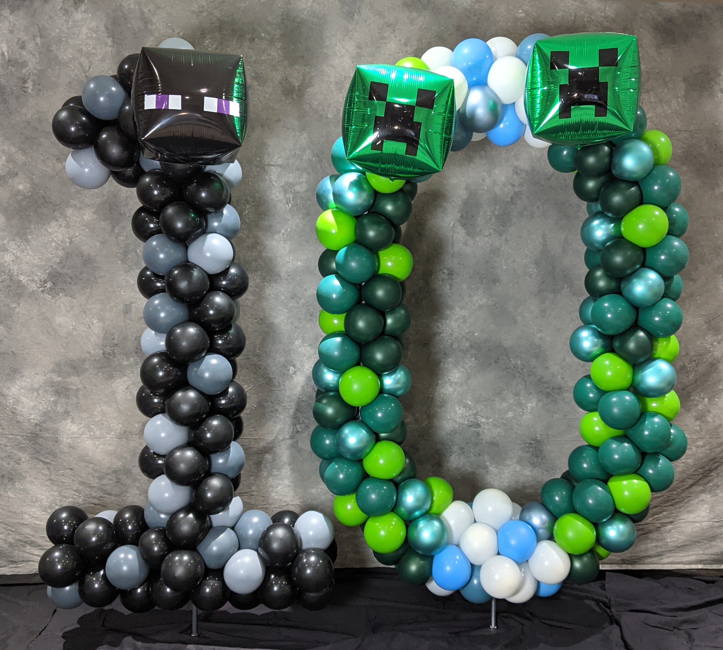 Minecraft 10th Birthday Balloon Yard Art