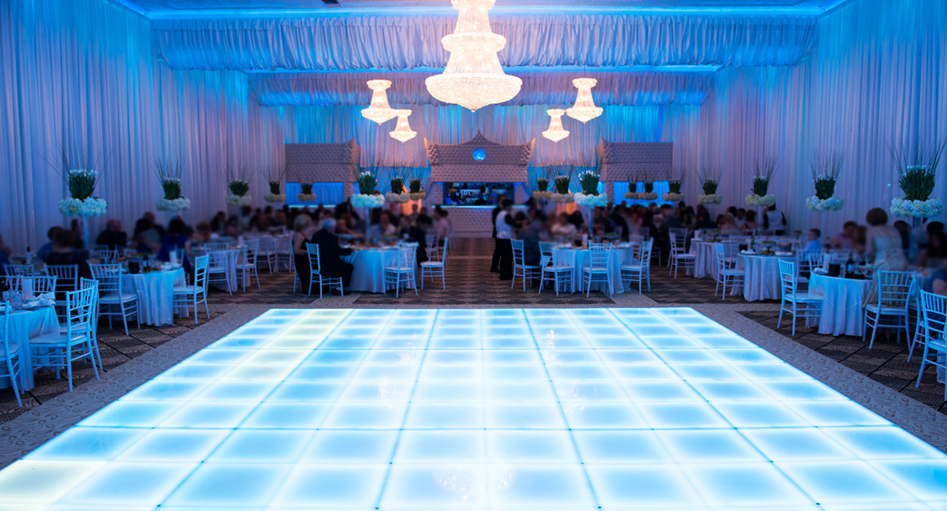 Payasos Background.png