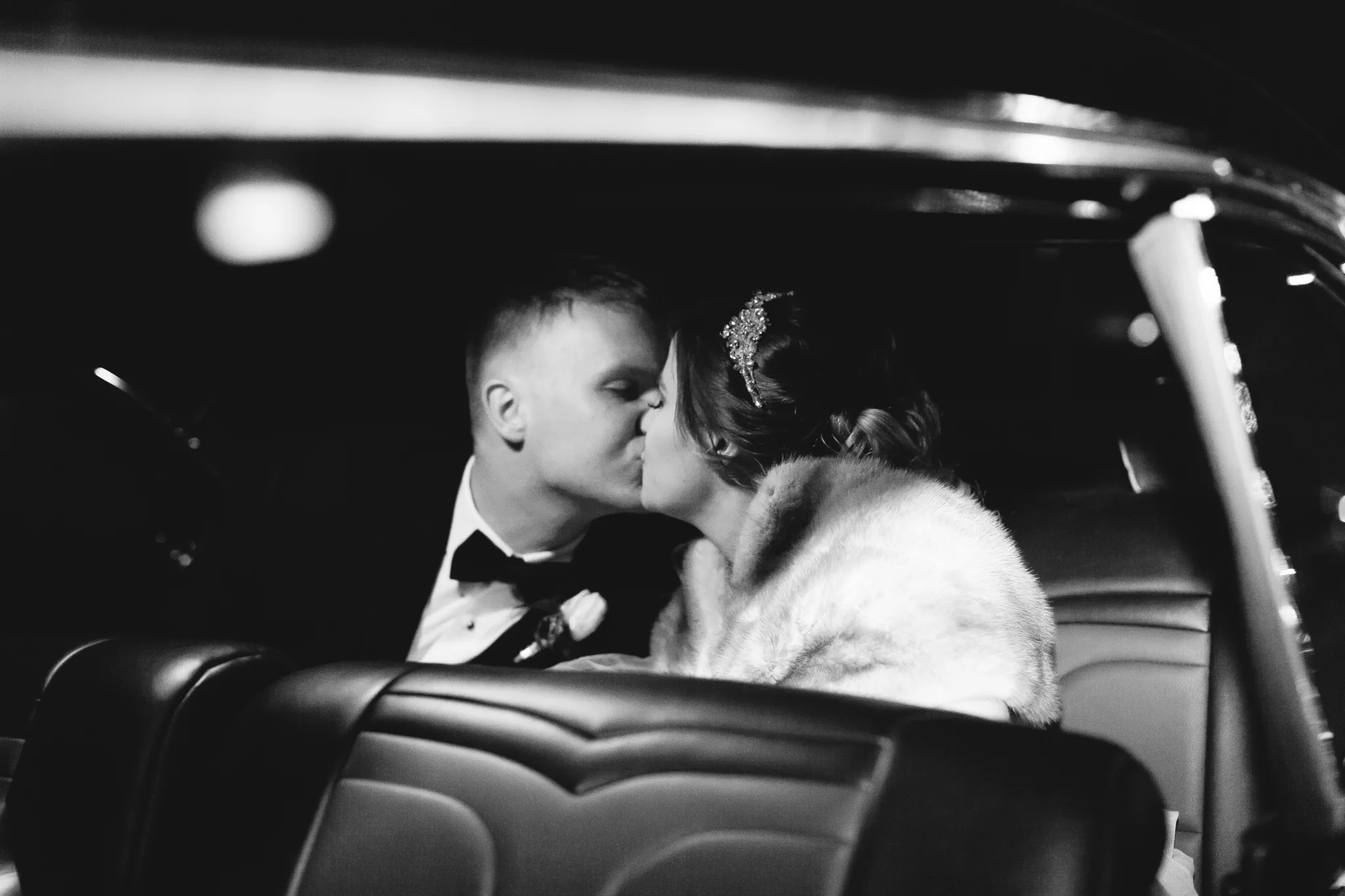 loraymillswedding12099.jpg